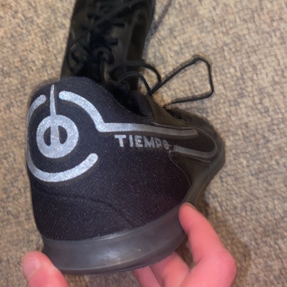 Nike Tiempo Indoor Soccer cleats - Picture 4 of 4